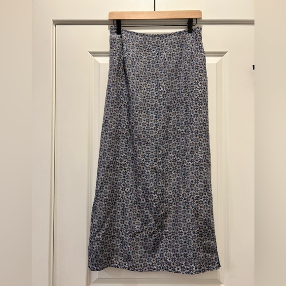 Charter Club 100% Silk Printed Midi Skirt - Picture 1 of 7